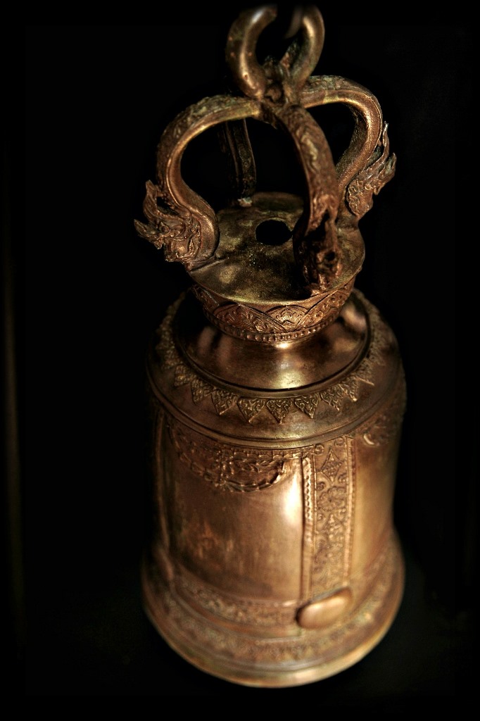 Extremely Rare 19C Bronze Thai Temple Bell #BB457